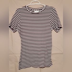 Columbia Assymetrical Tee
